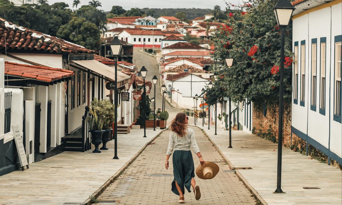 Lugares para viajar sozinho: descubra os melhores destinos para viver esta experiência em Goiás 